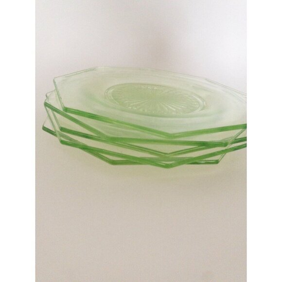 Vintage Uranium Glass Octagonal Plates Set Of 5 With Sunburst Design - Picture 4 of 7